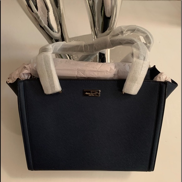 HOST PICK Kate Spade Regatta Saffiano Tote - Picture 6 of 6